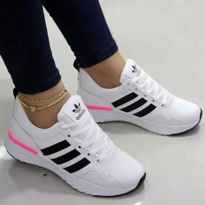 Tênis Adidas